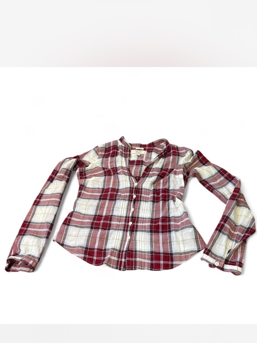 Y2K era Abercrombie & Fitch lightweight plaid henley blouse.